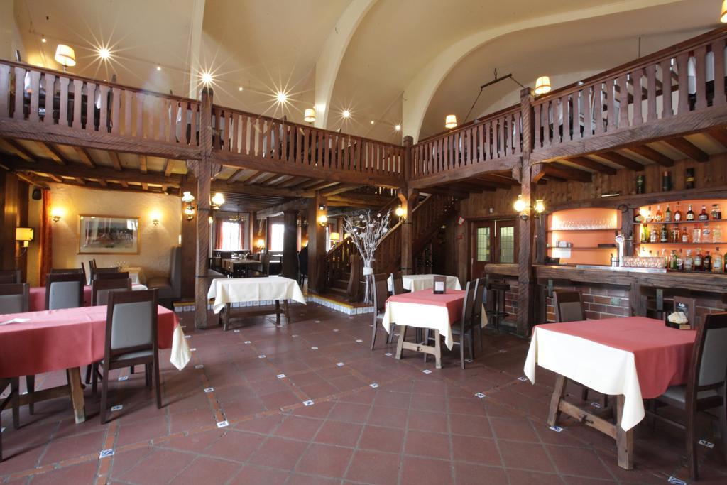 Le Relais Du Marquis Hotel Ittre Luaran gambar